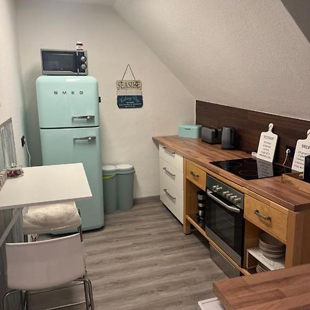 Sandys-Beachhouse Em 2024 Stadion -16 Fahrminuten Ferienwohnung Abtei Brauweiler Business Kueche Klima Parken Relax Travel Work Koeln Naehe Pulheim Exterior foto