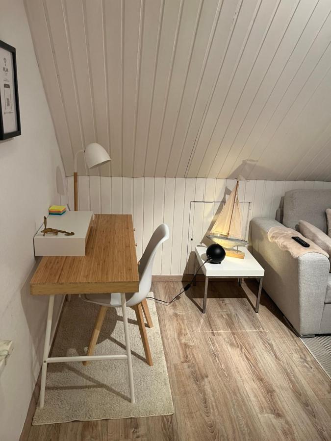 Sandys-Beachhouse Em 2024 Stadion -16 Fahrminuten Ferienwohnung Abtei Brauweiler Business Kueche Klima Parken Relax Travel Work Koeln Naehe Pulheim Exterior foto